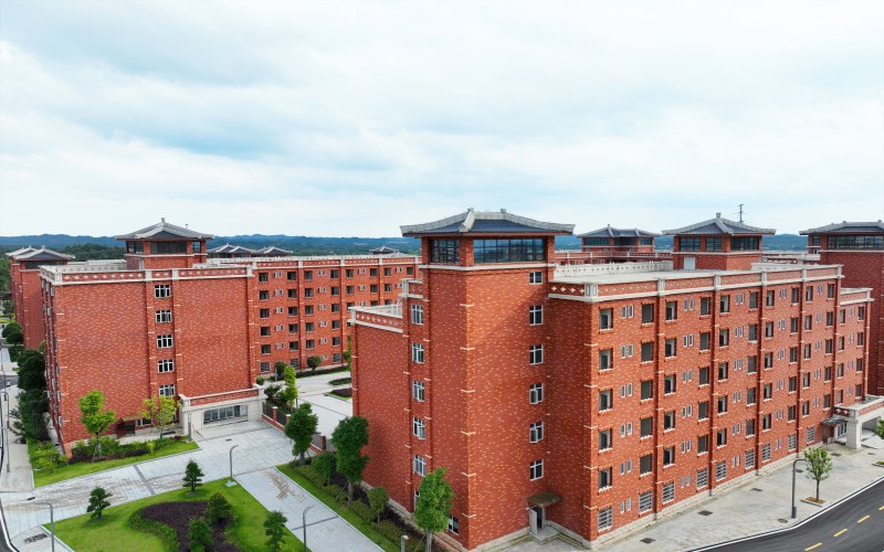 长沙医药健康职业学院