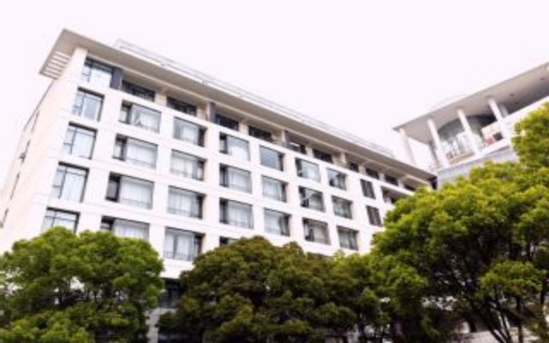 上海外国语大学贤达经济人文学院