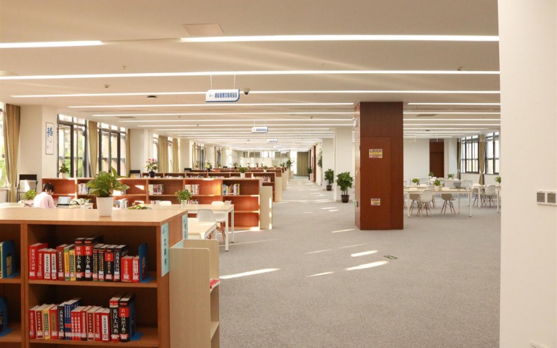 三亚中瑞酒店管理职业学院