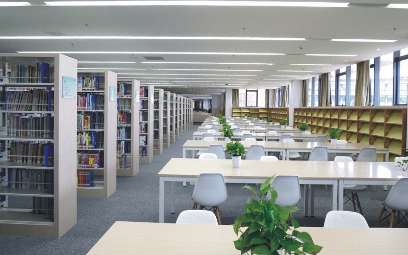 三亚中瑞酒店管理职业学院