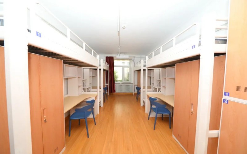 哈尔滨工业大学