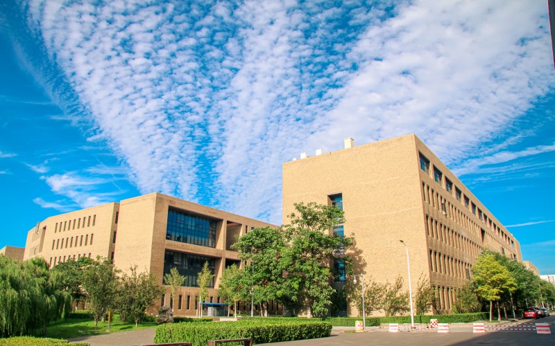 天津工业大学