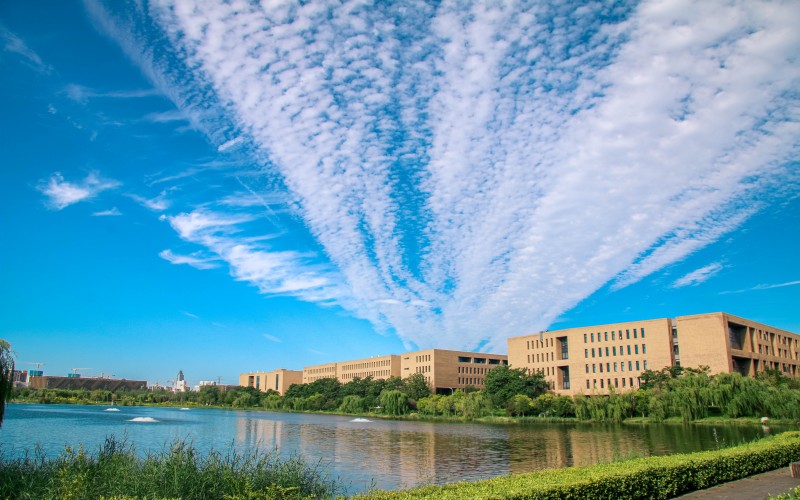 天津工业大学