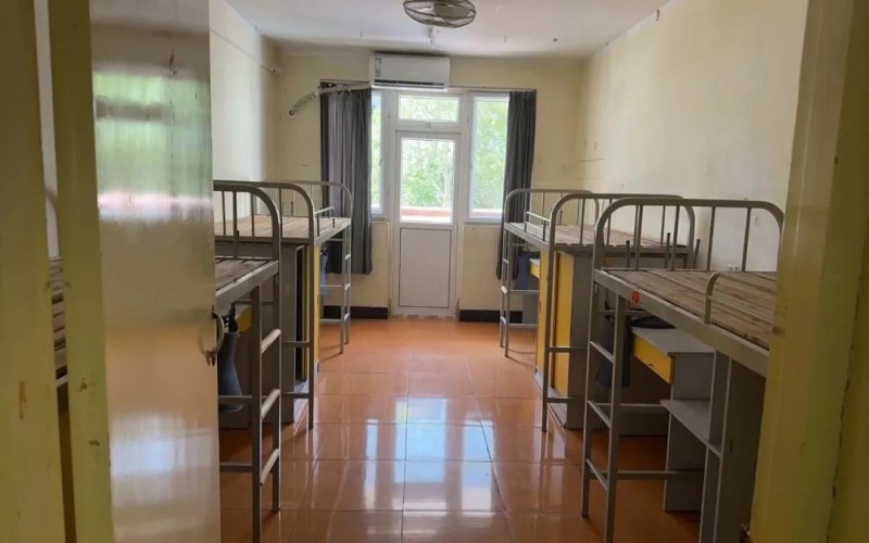 上海外国语大学