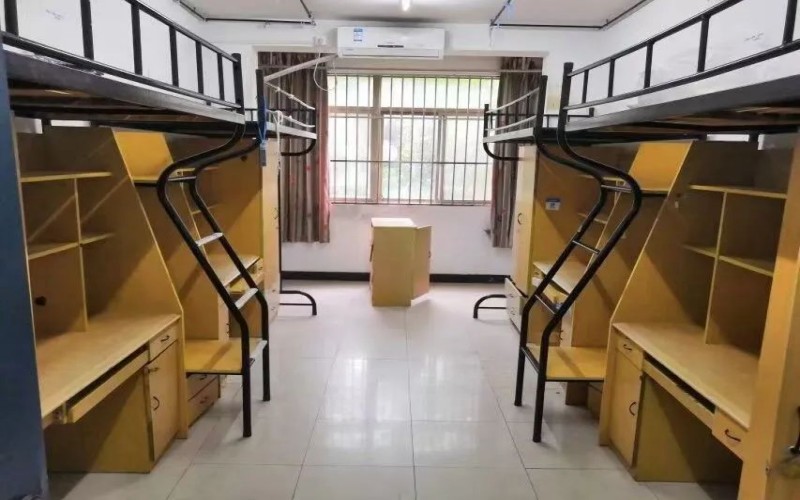 南京中医药大学