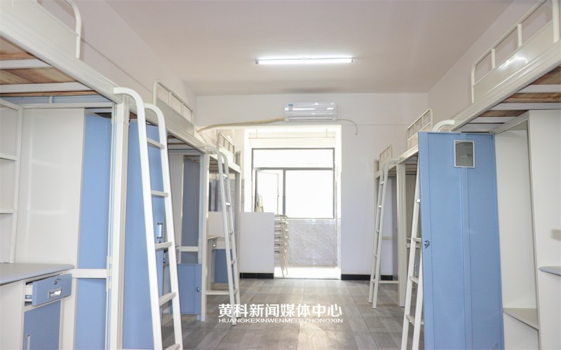 黄冈科技职业学院