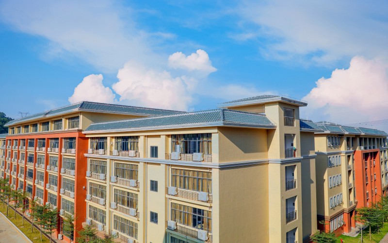 广州华南商贸职业学院