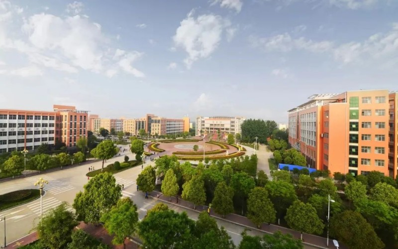 南阳医学高等专科学校