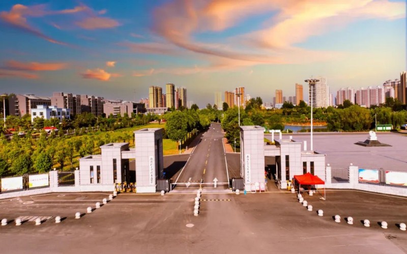 南阳医学高等专科学校