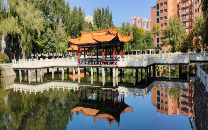 南阳医学高等专科学校