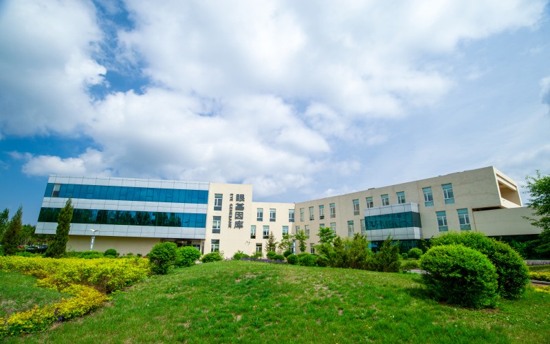 辽宁何氏医学院