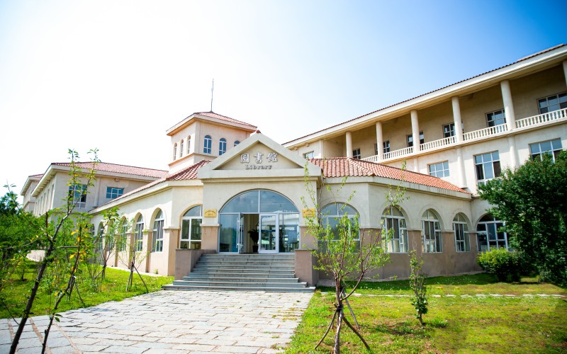 辽宁何氏医学院