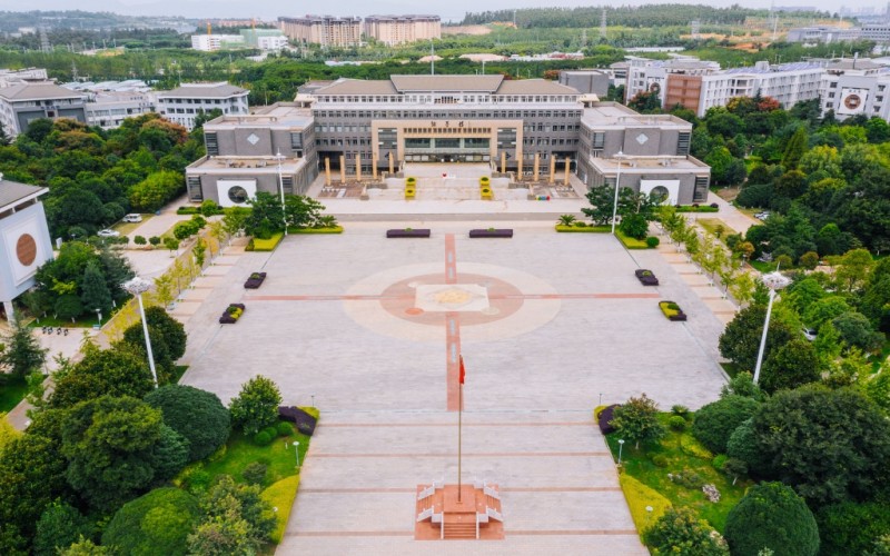 云南中医药大学