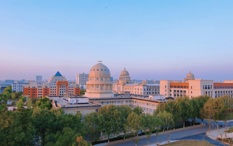 武汉商贸职业学院