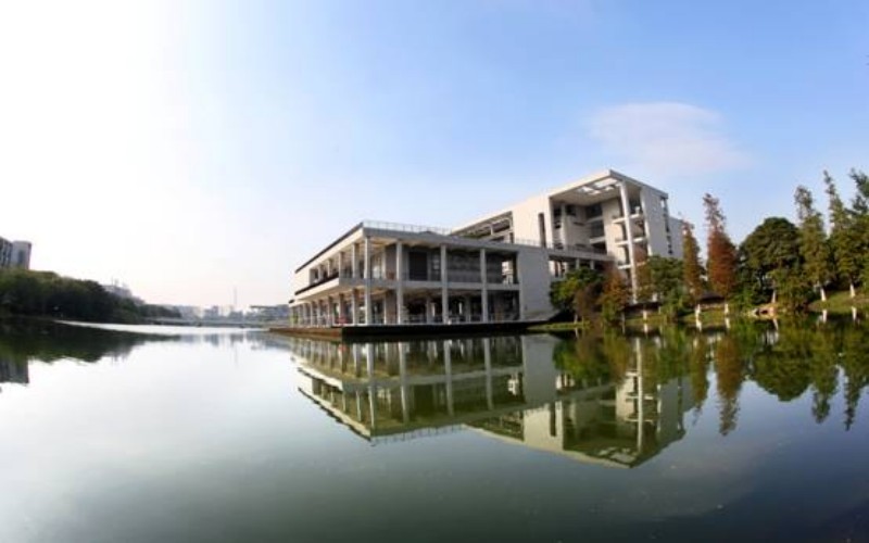 东莞职业技术学院