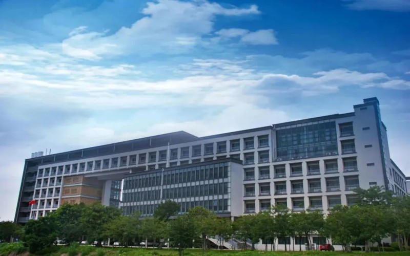 广东技术师范大学