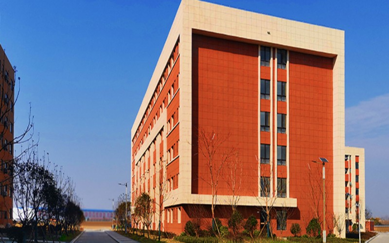 南昌影视传播职业学院