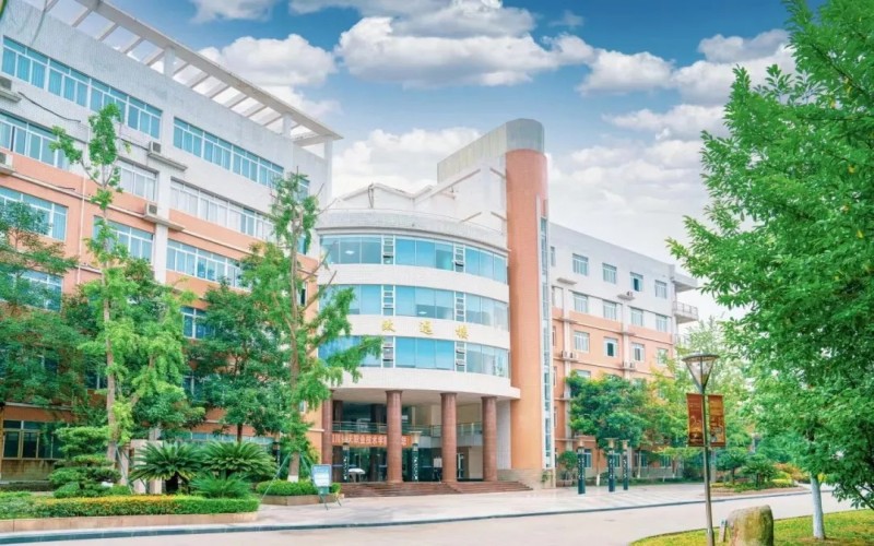 四川航天职业技术学院