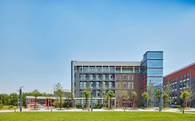 郑州信息科技职业学院