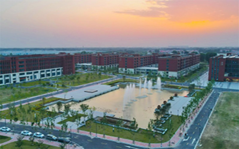 河南新乡工商职业学院