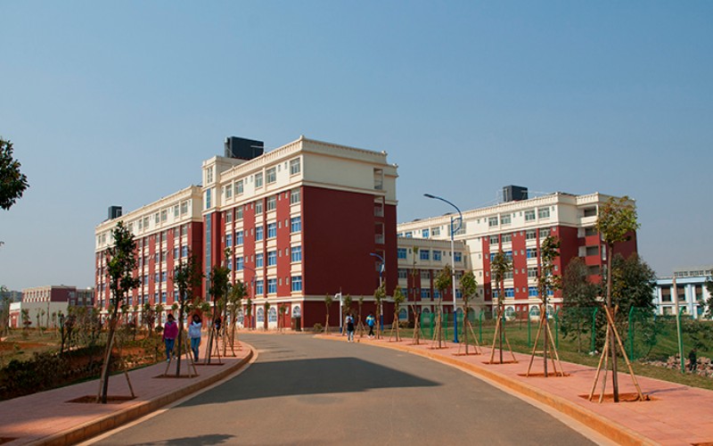 云南外事外语职业学院