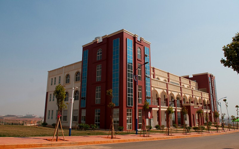 云南外事外语职业学院