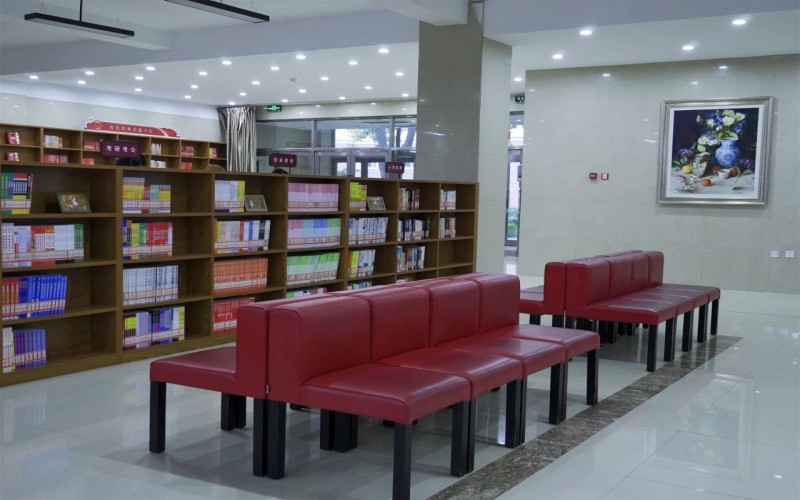 黑龙江工商学院