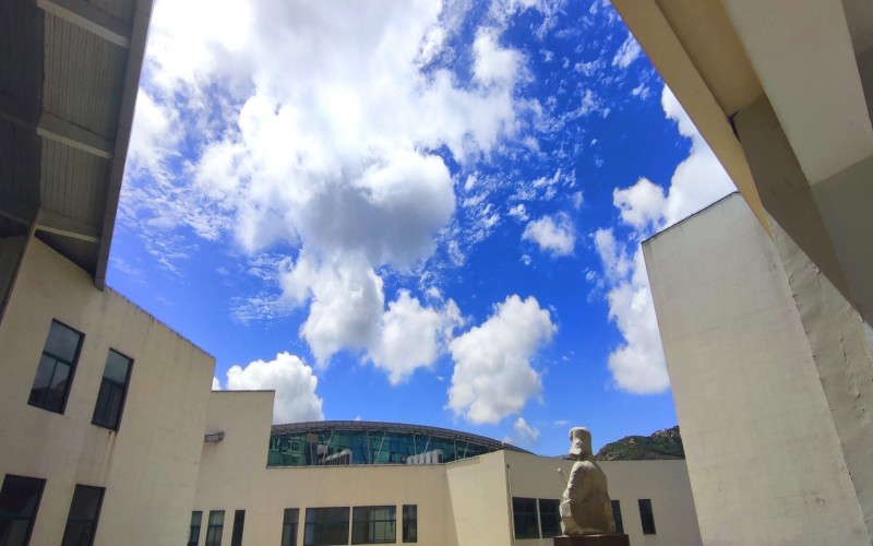 青岛黄海学院
