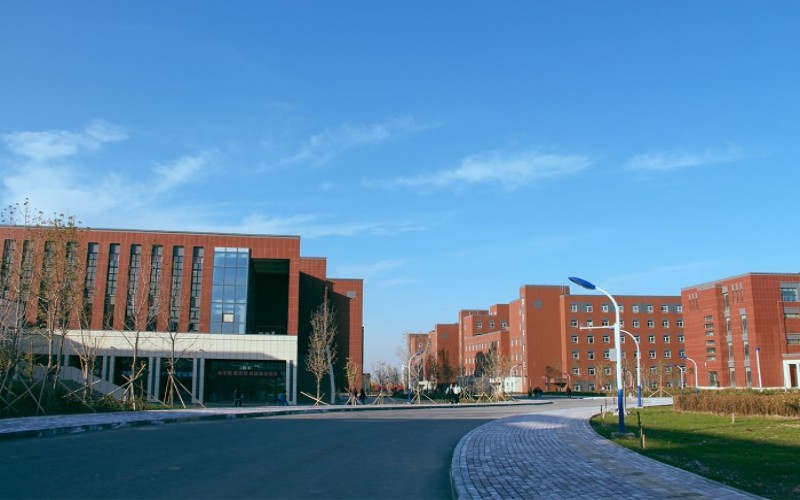 新疆师范高等专科学校